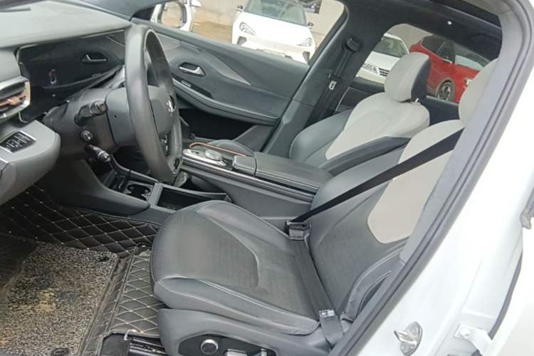 Used ARCFOX Alpha S 2021 708S+ 160kW Left Front Seat