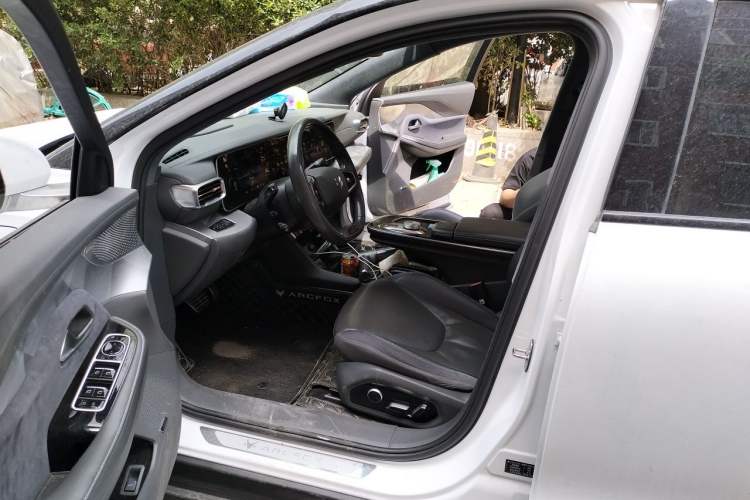 Used ARCFOX Alpha S 2021 708S+ 160kW Left Front Seat