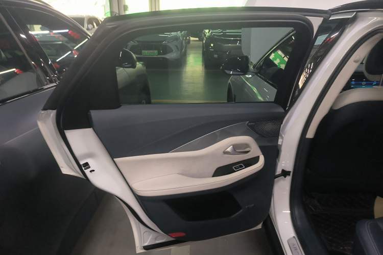 Used ARCFOX Alpha S 2021 708S+ 160kW Left Rear Door Interior