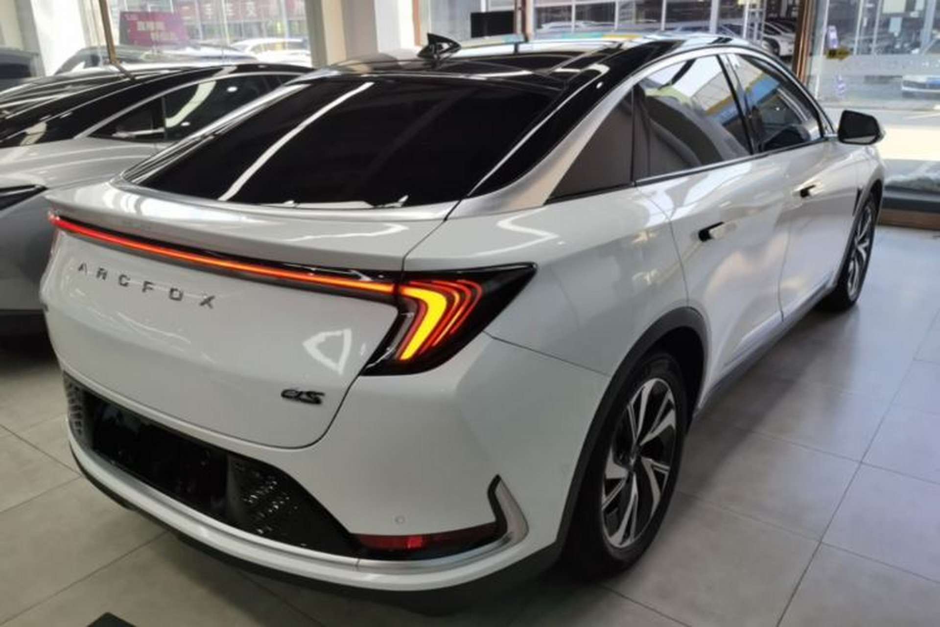 Used ARCFOX Alpha S 2021 708S+ 160kW Rear Right 45 Deg