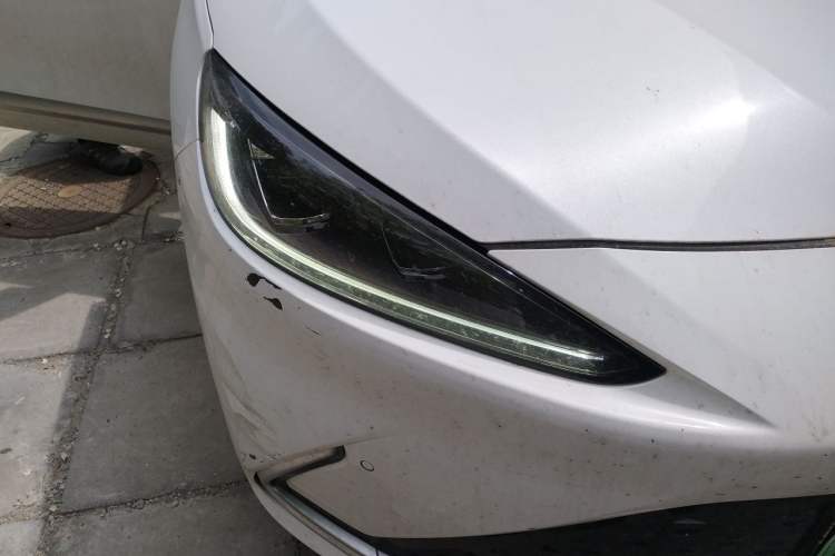 Used ARCFOX Alpha S 2021 708S+ 160kW Right Front Headlight