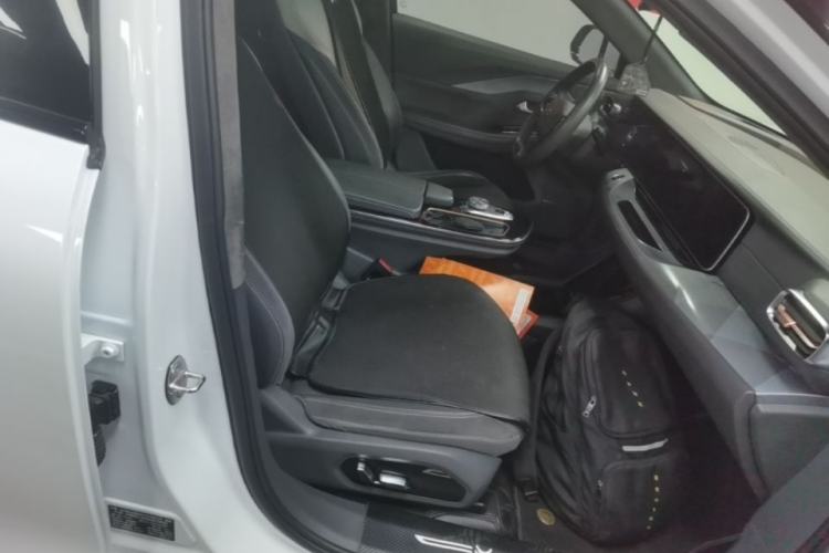 Used ARCFOX Alpha S 2021 708S+ 160kW Right Front Seat