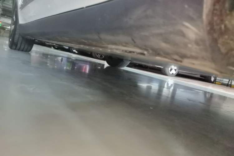 Used ARCFOX Alpha S 2021 708S+ 160kW Right Side Sill