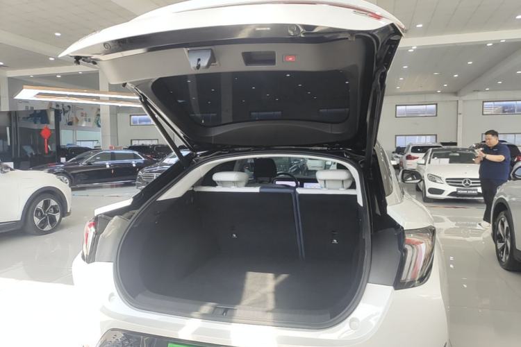 Used ARCFOX Alpha S 2021 603H Trunk