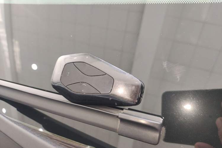 Used ARCFOX Alpha S 2021 603H Vehicle Key