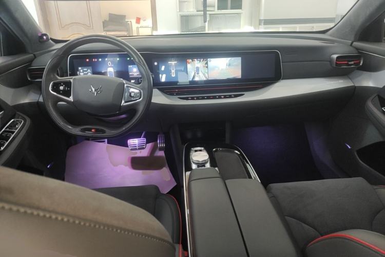 Used ARCFOX Alpha S 2022 HI Version Advanced Edition Center Console