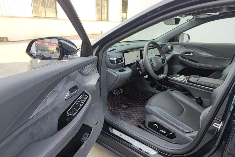Used ARCFOX Alpha S 2022 708S+ 160kW Driver Seat