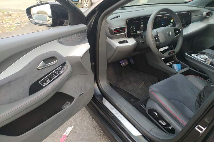 Used ARCFOX Alpha S 2022 HI Edition Advanced Version Driver Seat