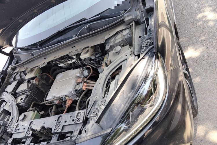 Used ARCFOX Alpha S 2022 525S 175kW Engine Bay Left
