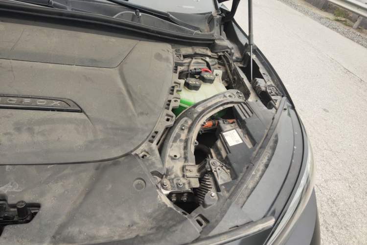 Used ARCFOX Alpha S 2022 HI Version Advanced Edition Engine Bay Left