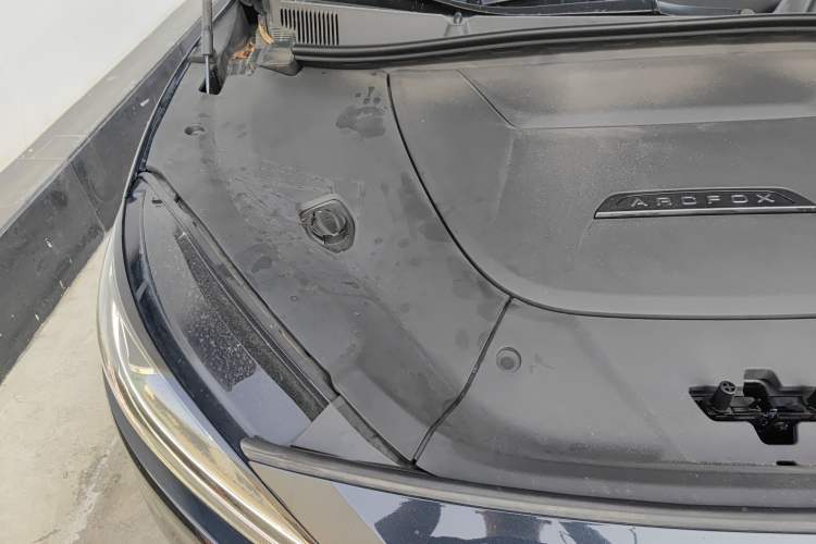 Used ARCFOX Alpha S 2022 708S+ 160kW Engine Bay Right