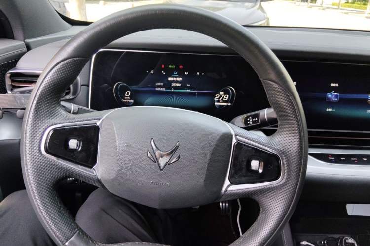Used ARCFOX Alpha S 2022 525S 175kW Instrument Cluster