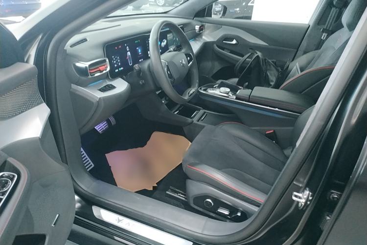 Used ARCFOX Alpha S 2022 HI Version Advanced Edition Interior 3