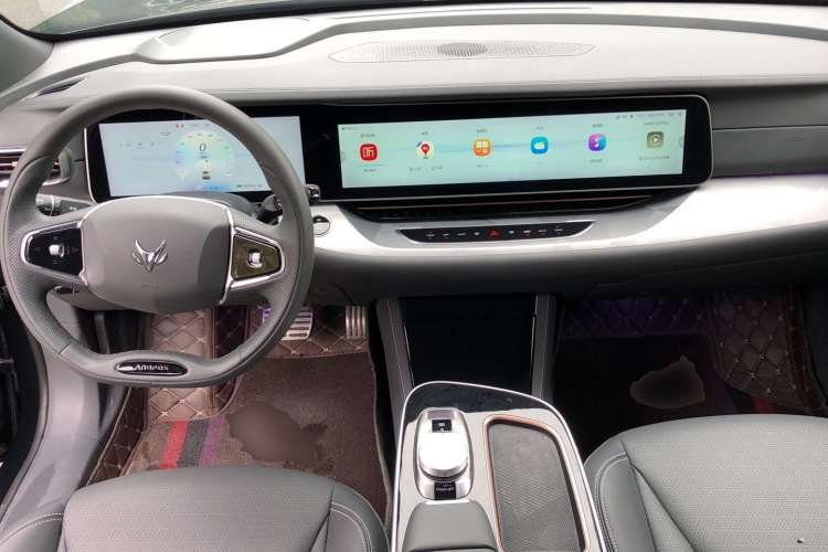 Used ARCFOX Alpha S 2022 525S 175kW Interior 5