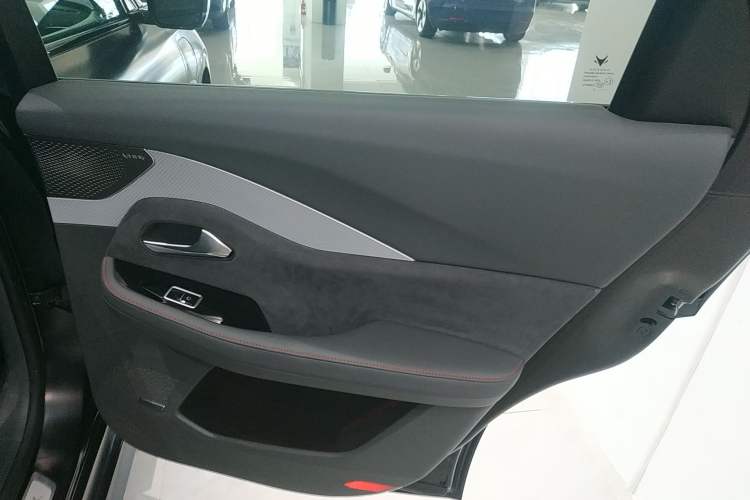 Used ARCFOX Alpha S 2022 HI Version Advanced Edition Interior 6
