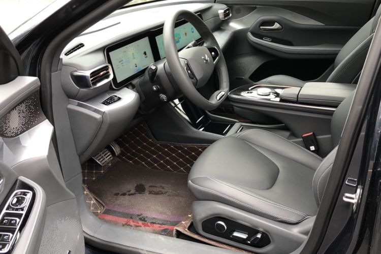 Used ARCFOX Alpha S 2022 525S 175kW Left Front Seat