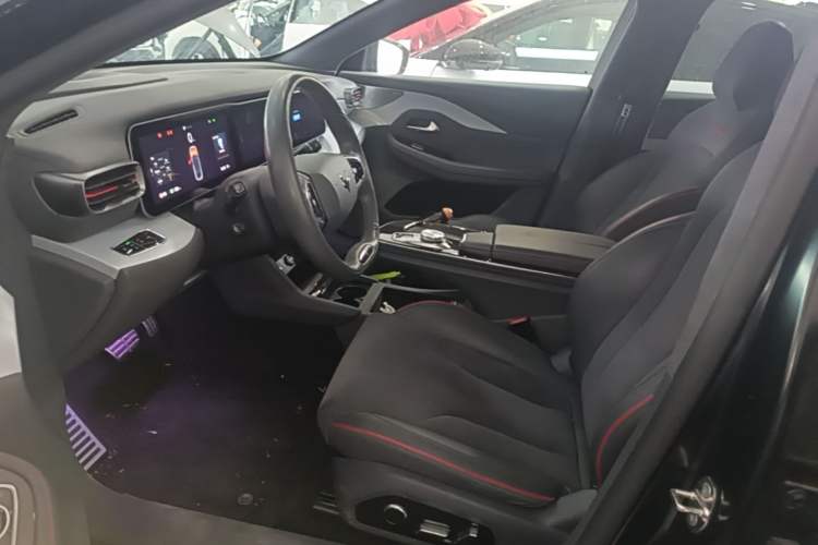 Used ARCFOX Alpha S 2022 HI Version Advanced Edition Left Front Seat