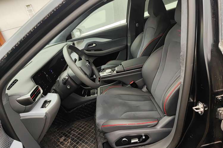 Used ARCFOX Alpha S 2022 HI Version Advanced Edition Left Front Seat