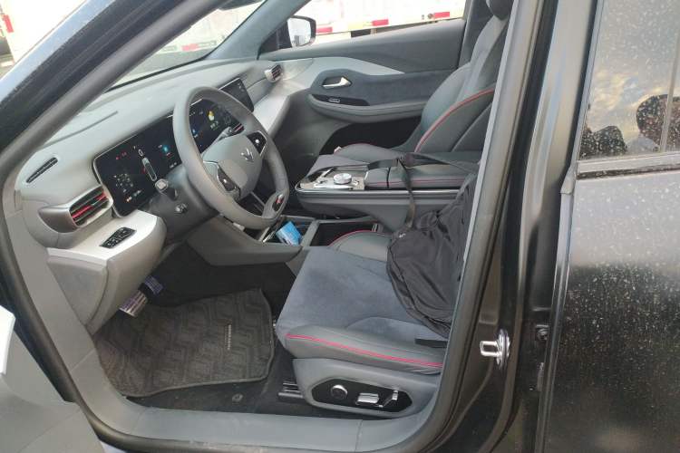 Used ARCFOX Alpha S 2022 HI Edition Advanced Version Left Front Seat