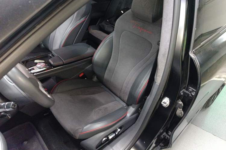 Used ARCFOX Alpha S 2022 HI Version Advanced Edition Left Front Seat