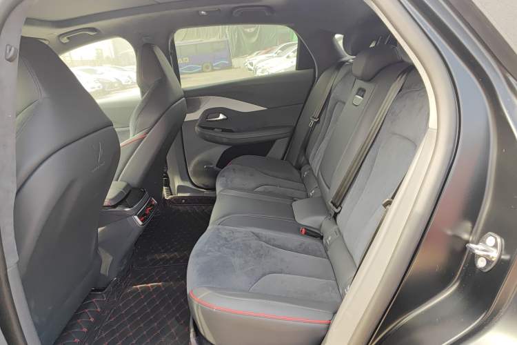 Used ARCFOX Alpha S 2022 HI Version Advanced Edition Left Rear Seat
