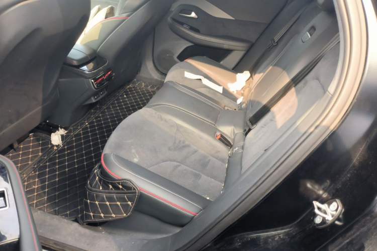 Used ARCFOX Alpha S 2022 HI Version Advanced Edition Left Rear Seat