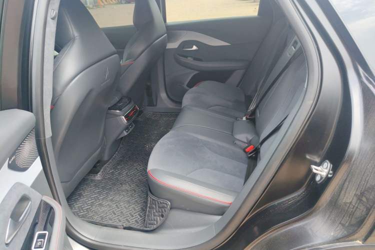 Used ARCFOX Alpha S 2022 HI Version Advanced Edition Left Rear Seat