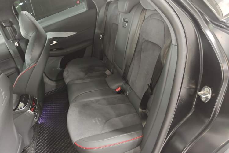 Used ARCFOX Alpha S 2022 HI Version Advanced Edition Left Rear Seat