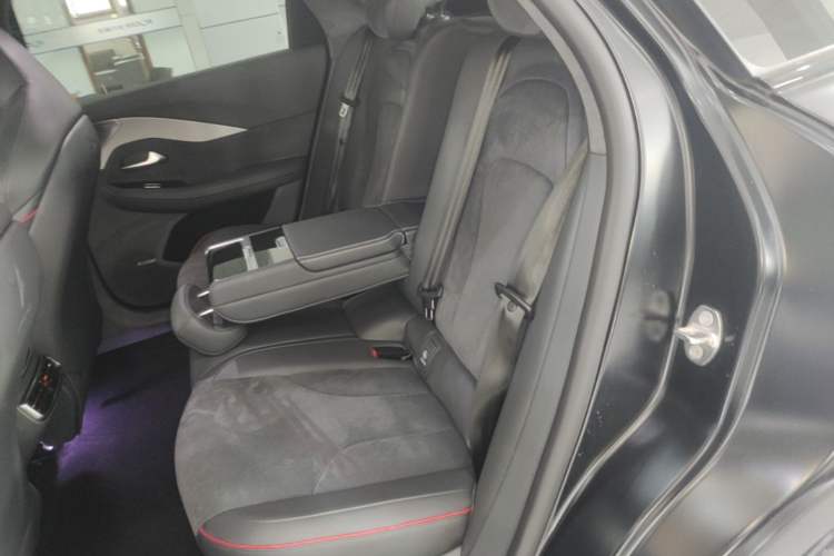 Used ARCFOX Alpha S 2022 HI Version Advanced Edition Left Rear Seat