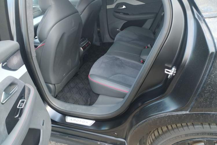 Used ARCFOX Alpha S 2022 HI Edition Advanced Version Left Rear Seat