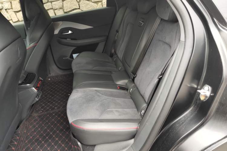 Used ARCFOX Alpha S 2022 HI Version Advanced Edition Left Rear Seat