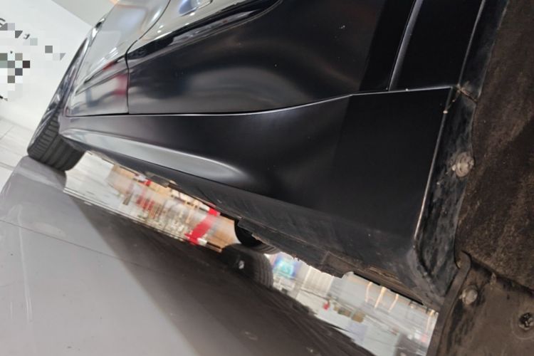 Used ARCFOX Alpha S 2022 HI Version Advanced Edition Left Side Sill