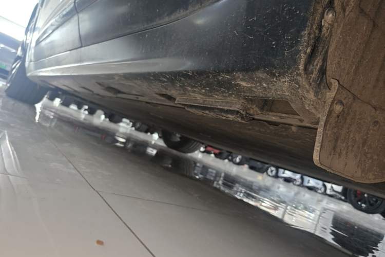 Used ARCFOX Alpha S 2022 HI Version Advanced Edition Left Side Sill