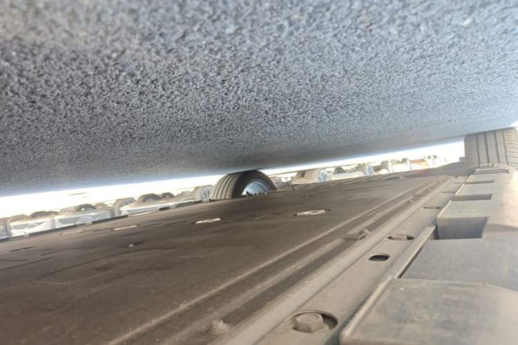 Used ARCFOX Alpha S 2022 HI Version Advanced Edition Left Side Sill
