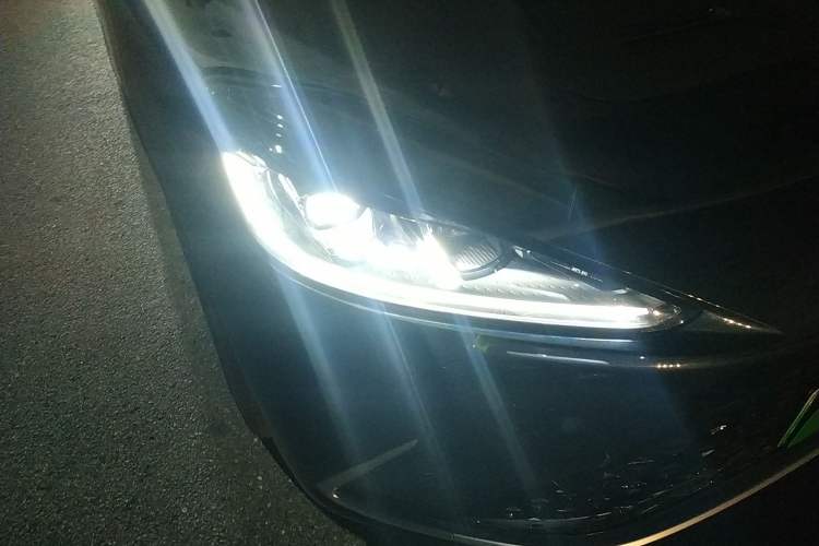 Used ARCFOX Alpha S 2022 708S+ 175kW Right Front Headlight