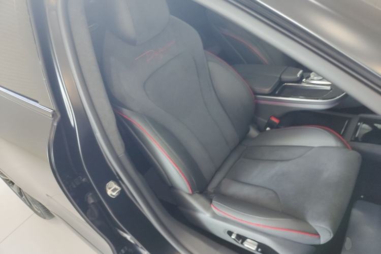 Used ARCFOX Alpha S 2022 HI Version Advanced Edition Right Front Seat
