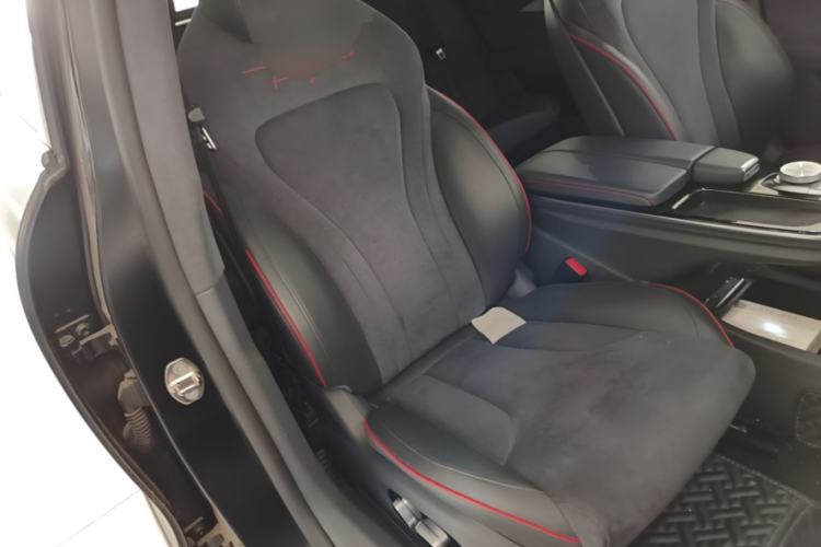 Used ARCFOX Alpha S 2022 HI Version Advanced Edition Right Front Seat