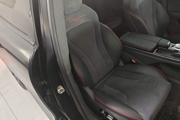 Used ARCFOX Alpha S 2022 HI Version Advanced Edition Right Front Seat