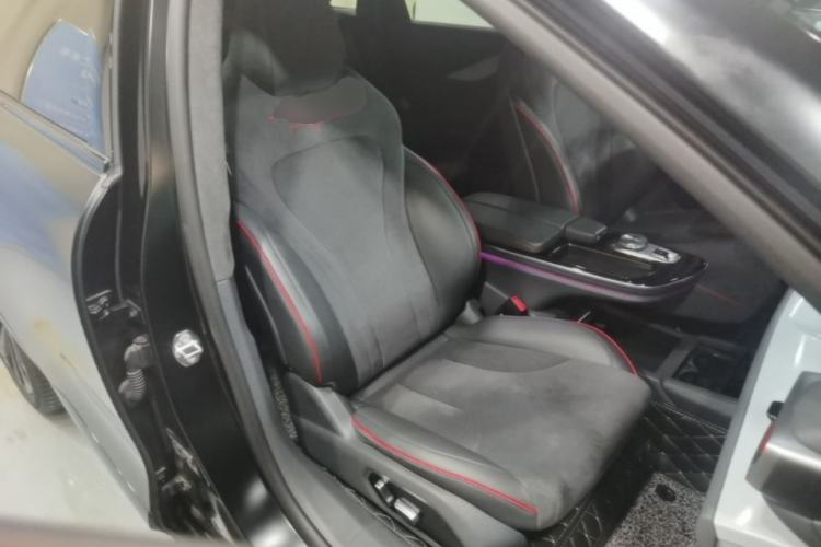 Used ARCFOX Alpha S 2022 HI Version Advanced Edition Right Front Seat