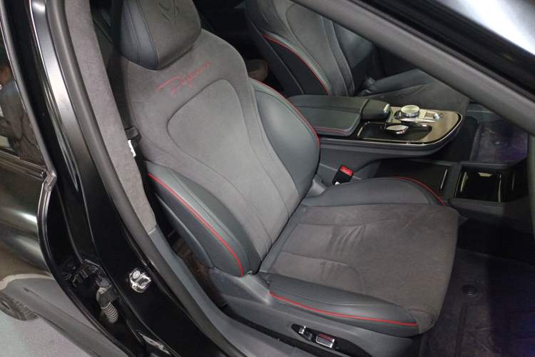 Used ARCFOX Alpha S 2022 HI Version Advanced Edition Right Front Seat