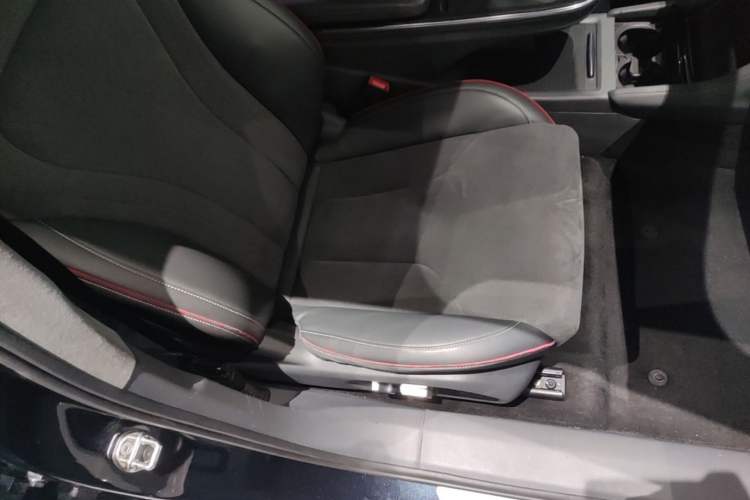 Used ARCFOX Alpha S 2022 HI Edition Advanced Version Right Front Seat
