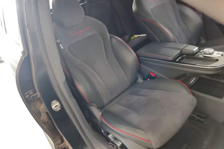 Used ARCFOX Alpha S 2022 HI Version Advanced Edition Right Front Seat
