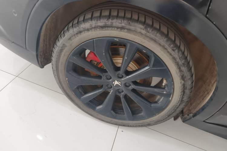 Used ARCFOX Alpha S 2022 HI Version Advanced Edition Right Rear Wheel Hub