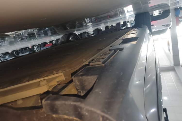 Used ARCFOX Alpha S 2022 HI Version Advanced Edition Right Side Sill