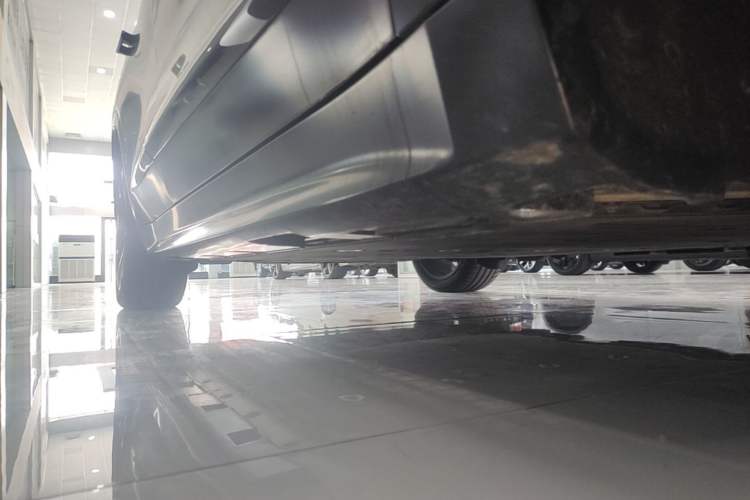 Used ARCFOX Alpha S 2022 HI Version Advanced Edition Right Side Sill