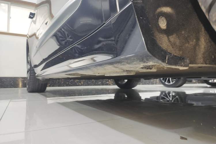 Used ARCFOX Alpha S 2022 HI Version Advanced Edition Right Side Sill