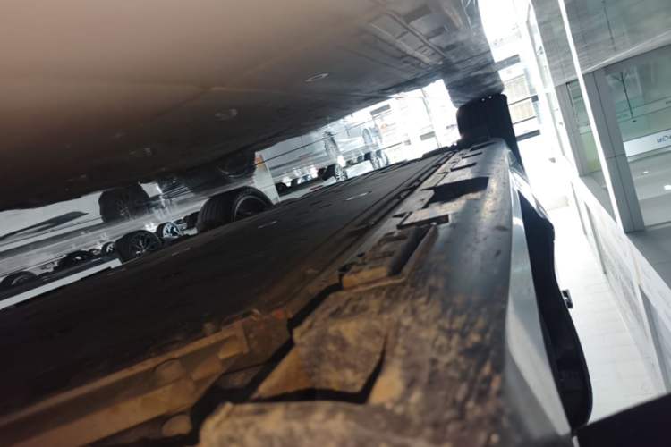 Used ARCFOX Alpha S 2022 HI Version Advanced Edition Right Side Sill