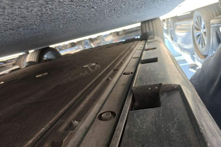 Used ARCFOX Alpha S 2022 HI Version Advanced Edition Right Side Sill
