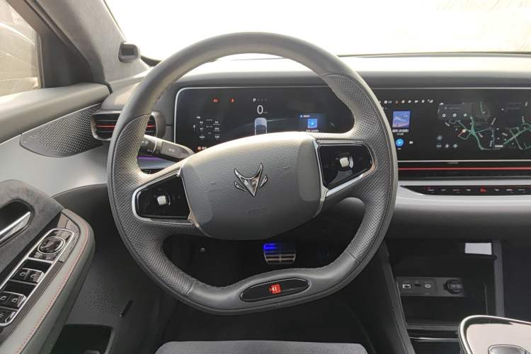 Used ARCFOX Alpha S 2022 HI Version Advanced Edition Steering Wheel