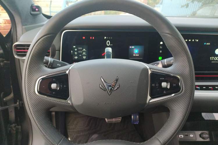 Used ARCFOX Alpha S 2022 HI Edition Advanced Version Steering Wheel